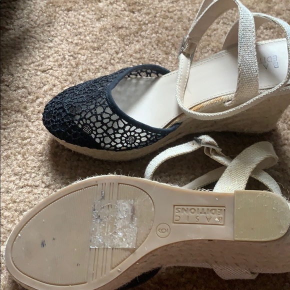 Black platform - Picture 2 of 7